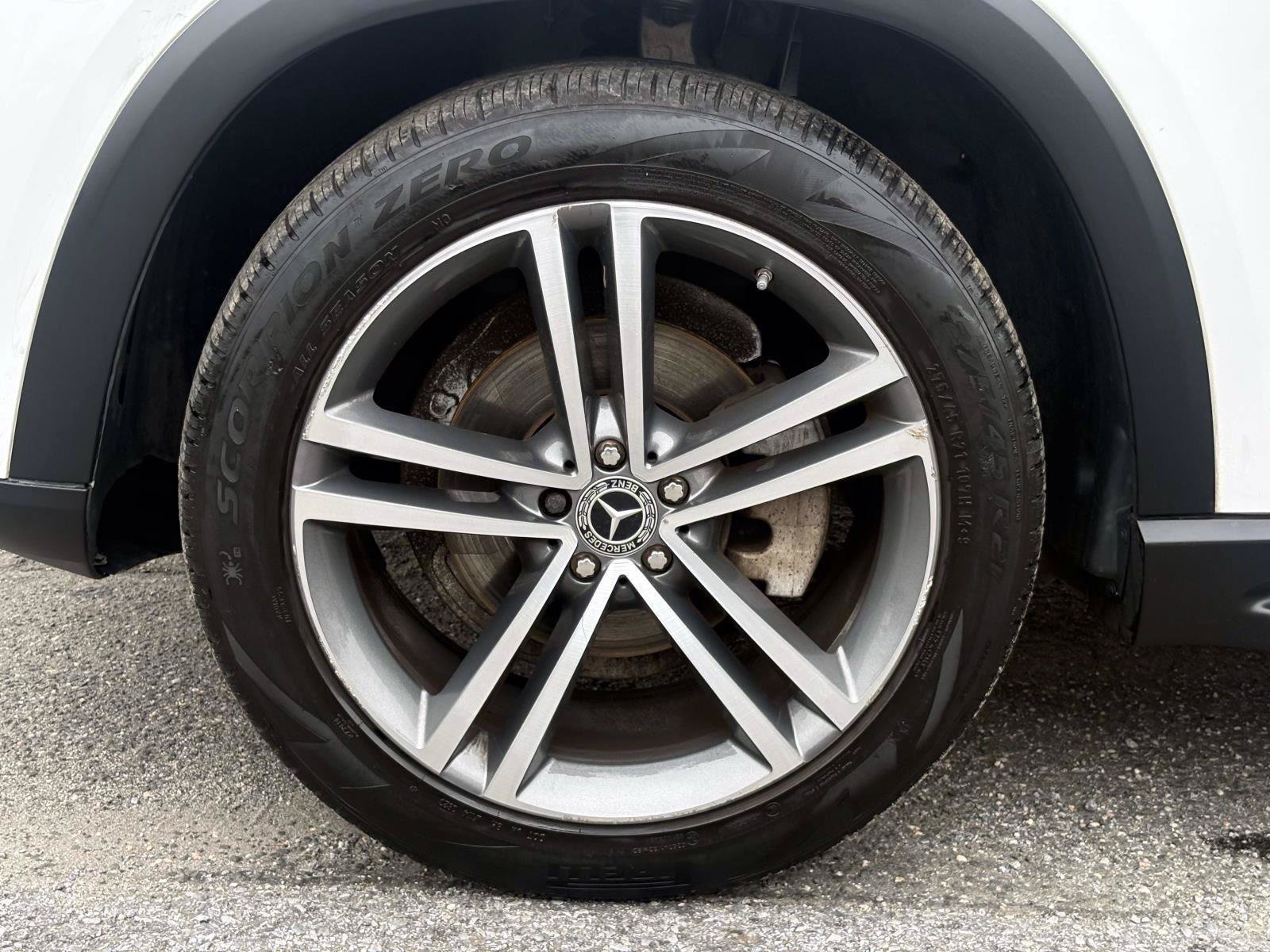 Used 2021 Mercedes-Benz GLE 350 image 32