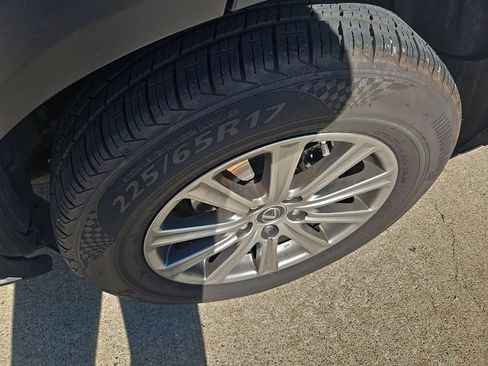 Used 2019 Lexus NX 300 FWD image 4