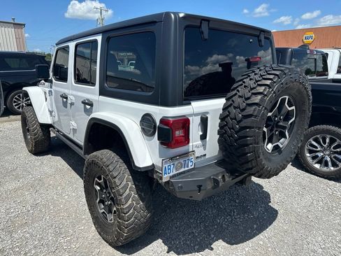 Used 2023 Jeep Wrangler Unlimited Rubicon AWD/4WD image 4