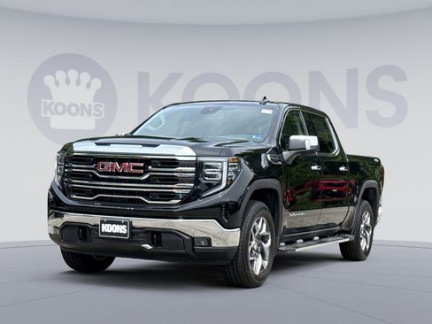 New 2026 GMC Sierra 1500 SLT w/ SLT Premium Package AWD/4WD image 1