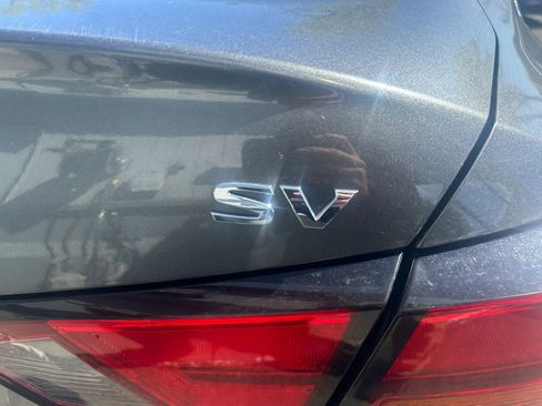 Used 2021 Nissan Altima 2.5 SV FWD image 6