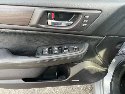 Used 2016 Subaru Legacy 2.5i Limited image 22