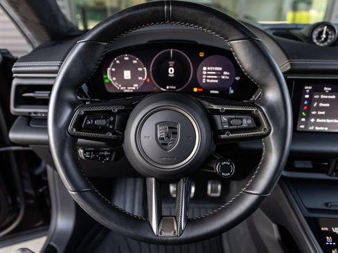 Certified 2024 Porsche Macan Turbo Electric AWD/4WD image 29