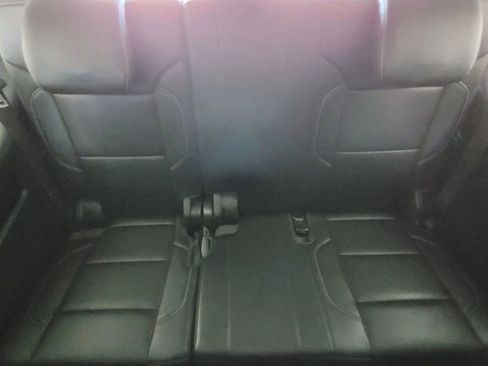 Used 2018 Chevrolet Tahoe LT image 16