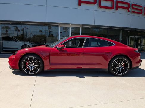 New 2024 Porsche Taycan 4S image 2