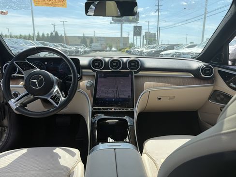 Used 2024 Mercedes-Benz C 300 Sedan w/ Exclusive Trim Package image 29