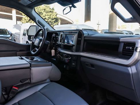 New 2026 Ford F250 XL w/ XL Chrome Package image 12