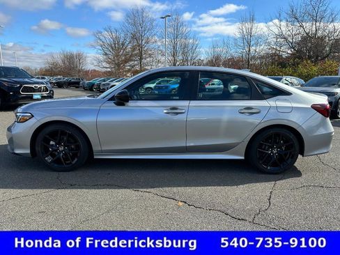 Certified 2025 Honda Civic Sport image 3