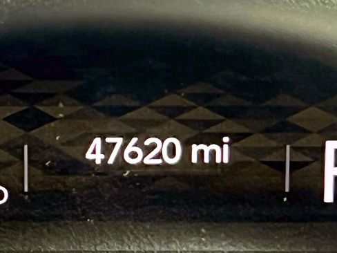 Used 2022 Jeep Wrangler Unlimited Sahara 4xe w/ Dual Top Group image 20