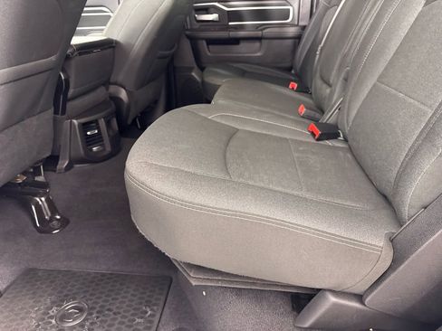 Used 2025 RAM 2500 Big Horn AWD/4WD image 24
