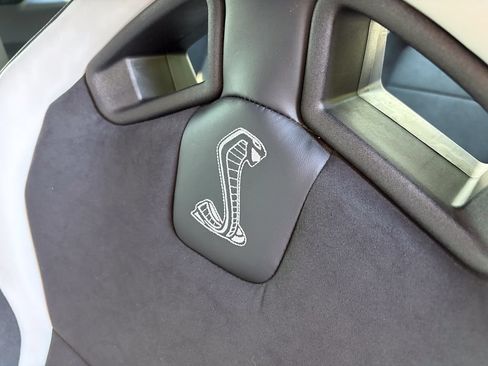Used 2021 Ford Mustang Shelby GT500 w/ Technology Package RWD image 13