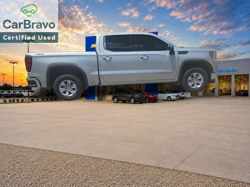 Used 2020 GMC Sierra 1500 SLE w/ SLE Value Package AWD/4WD image 8