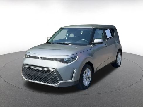 Used 2023 Kia Soul LX w/ Option Group 015 image 7