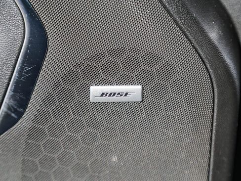 Used 2022 GMC Yukon SLT w/ SLT Premium Package image 31