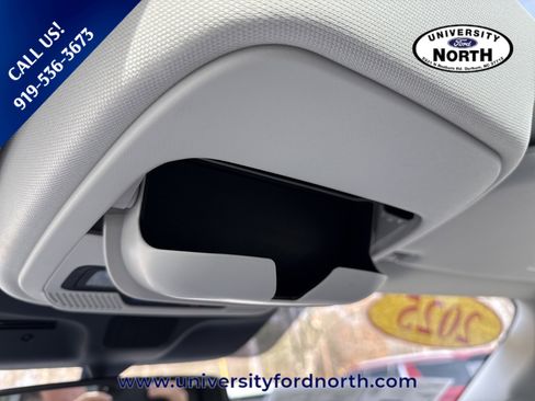 Used 2025 Ford Expedition Active image 35