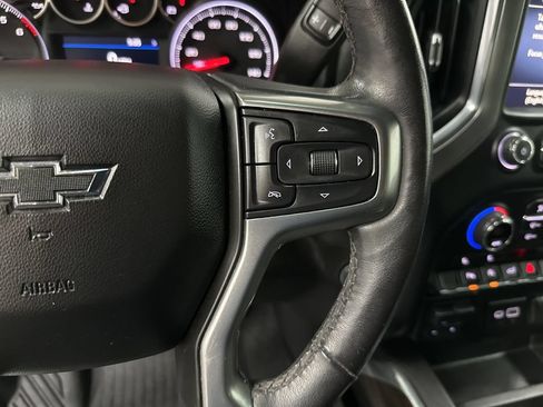 Used 2021 Chevrolet Silverado 1500 LT Trail Boss w/ Convenience Package II AWD/4WD image 17