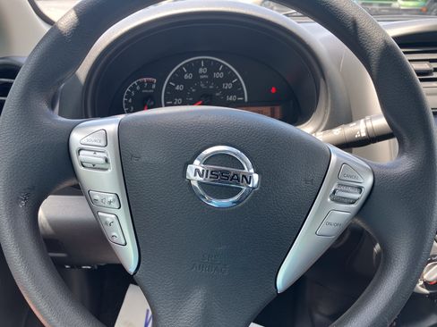 Used 2019 Nissan Versa S Plus FWD image 19