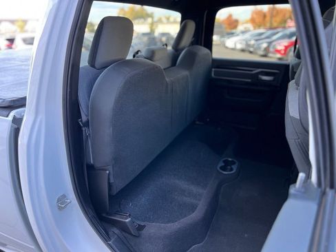 Used 2021 RAM 2500 Big Horn image 27