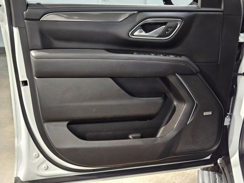 Used 2024 GMC Yukon AT4 w/ AT4 Premium Plus Package image 20