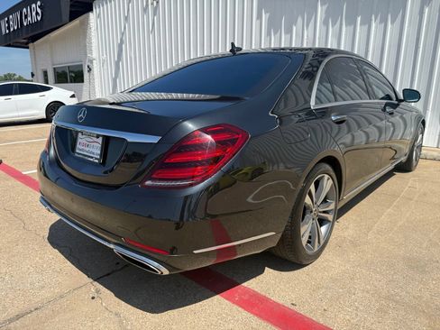 Used 2018 Mercedes-Benz S 560 Sedan image 7