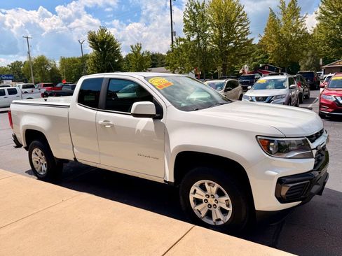 Used 2022 Chevrolet Colorado LT w/ Fleet Safety Package RWD image 2