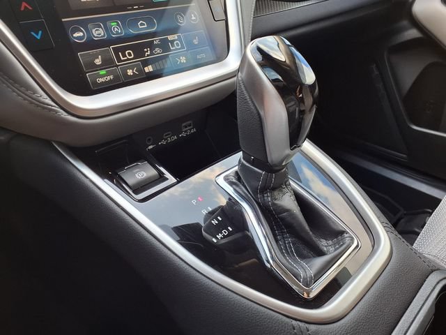 Certified 2025 Subaru Outback Premium AWD/4WD image 15