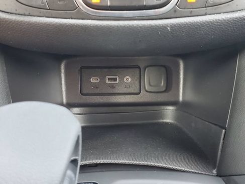 Certified 2024 Chevrolet Equinox LT FWD image 33