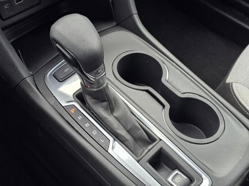 Used 2023 Chevrolet Equinox LT image 29