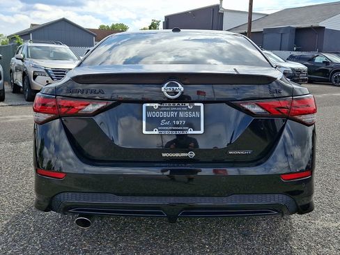 Certified 2022 Nissan Sentra SR w/ Midnight Edition FWD image 5