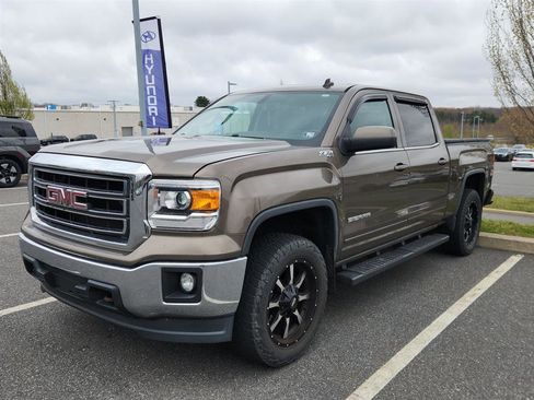 Used 2014 GMC Sierra 1500 SLE w/ SLE Value Package AWD/4WD image 2