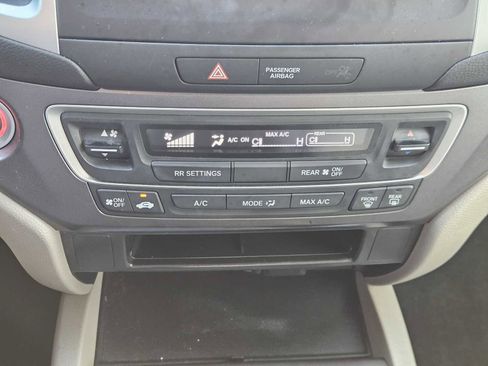 Used 2016 Honda Pilot LX image 18