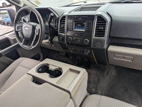 Used 2015 Ford F150 XLT AWD/4WD image 32