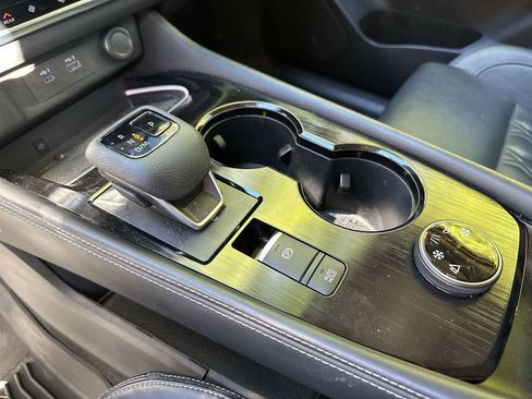 Used 2021 Nissan Rogue Platinum image 24