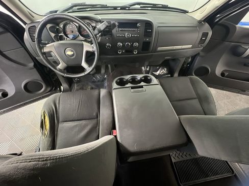 Used 2009 Chevrolet Silverado 1500 LT AWD/4WD image 18