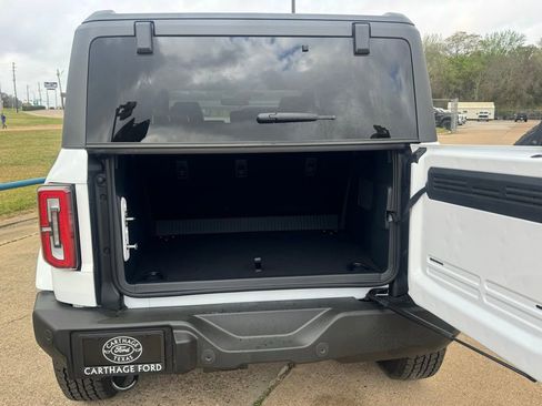 New 2026 Ford Bronco Outer Banks image 10