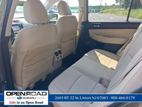 Used 2017 Subaru Outback 2.5i Limited AWD/4WD image 22