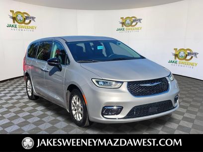 Used 2024 Chrysler Pacifica Touring-L