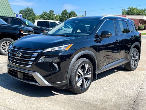 Used 2024 Nissan Rogue SL w/ SL Premium Package FWD image 1