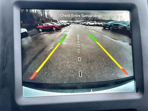 Used 2023 Jeep Cherokee Altitude Lux image 21