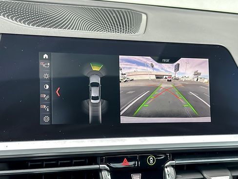 Used 2020 BMW 330i Sedan w/ Driving Assistance Package image 18