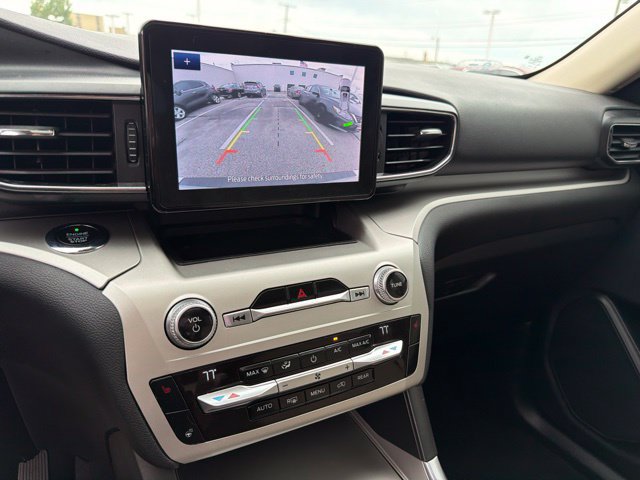Used 2021 Ford Explorer XLT w/ Equipment Group 202A AWD/4WD image 18