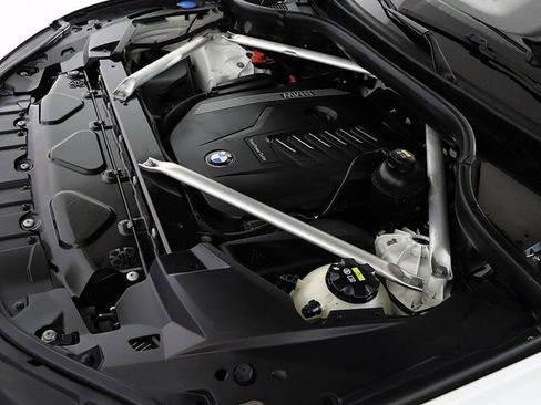 Used 2020 BMW X5 xDrive40i w/ M Sport Package image 39