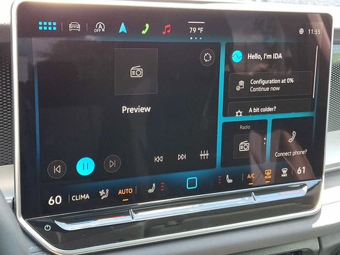 Used 2025 Volkswagen Tiguan SE w/ Panoramic Sunroof Package AWD/4WD image 14