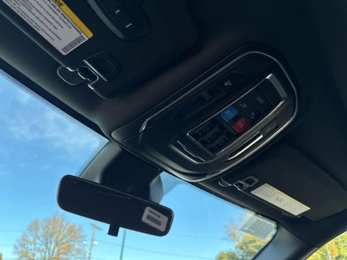 New 2025 Jeep Grand Cherokee L Limited w/ Black Appearance Package image 29