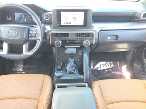 Used 2025 Toyota 4Runner SR5 image 13