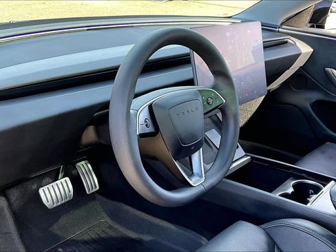 Used 2024 Tesla Model 3 Performance image 17