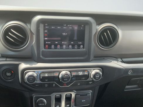 Used 2021 Jeep Wrangler Sport AWD/4WD image 15