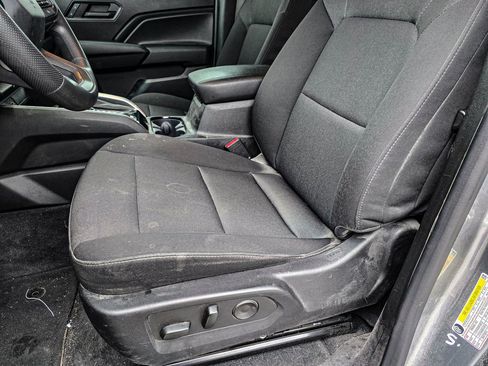 Used 2023 Chevrolet Colorado Trail Boss w/ Advanced Trailering Package AWD/4WD image 10