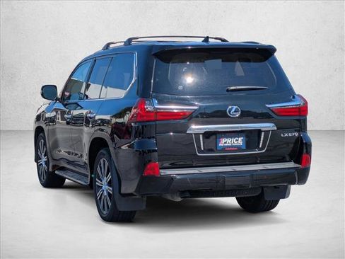 Used 2021 Lexus LX 570 4WD w/ Luxury Package image 7