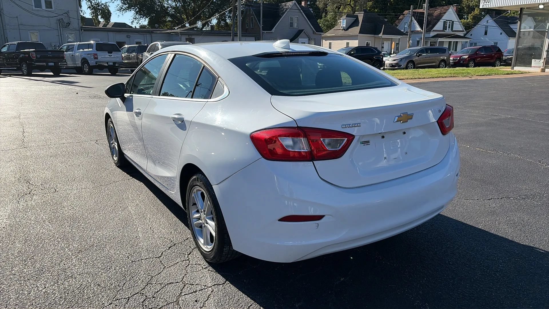 Used 2016 Chevrolet Cruze LT FWD image 7